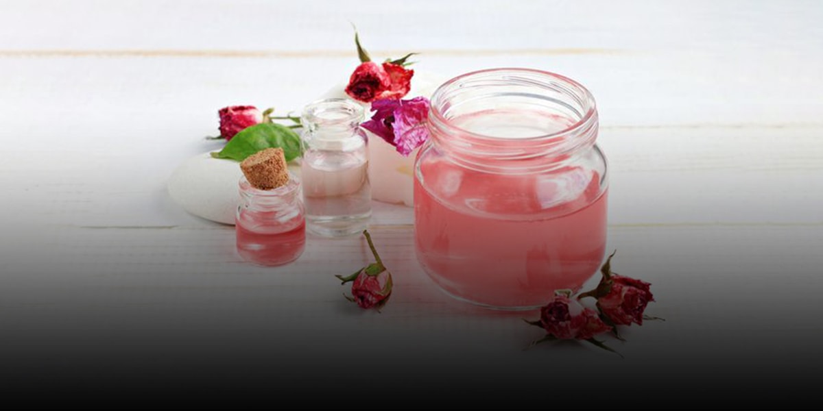 5. The different applications of rose water-min