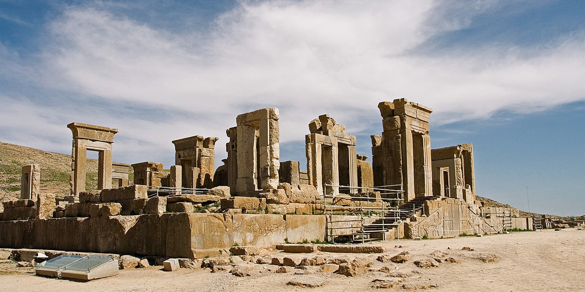 Persepolis-Shiraz.jpg?profile=RESIZE_710x