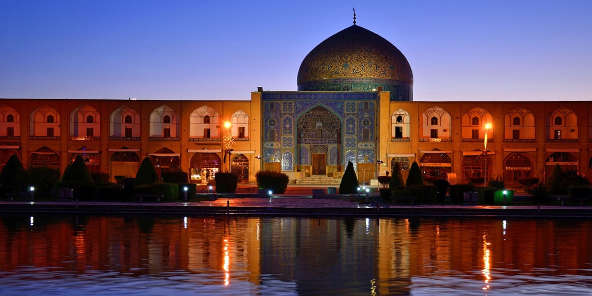 Sheikh-Lotfollah-Mosque-Isfahan.jpg?profile=RESIZE_710x